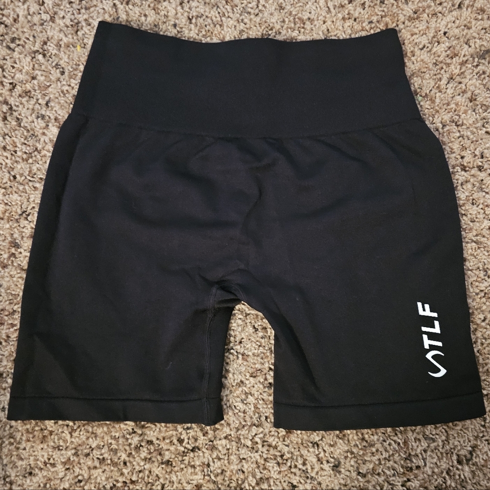 TLF Sculpt Seamless Scrunch Butt Shorts